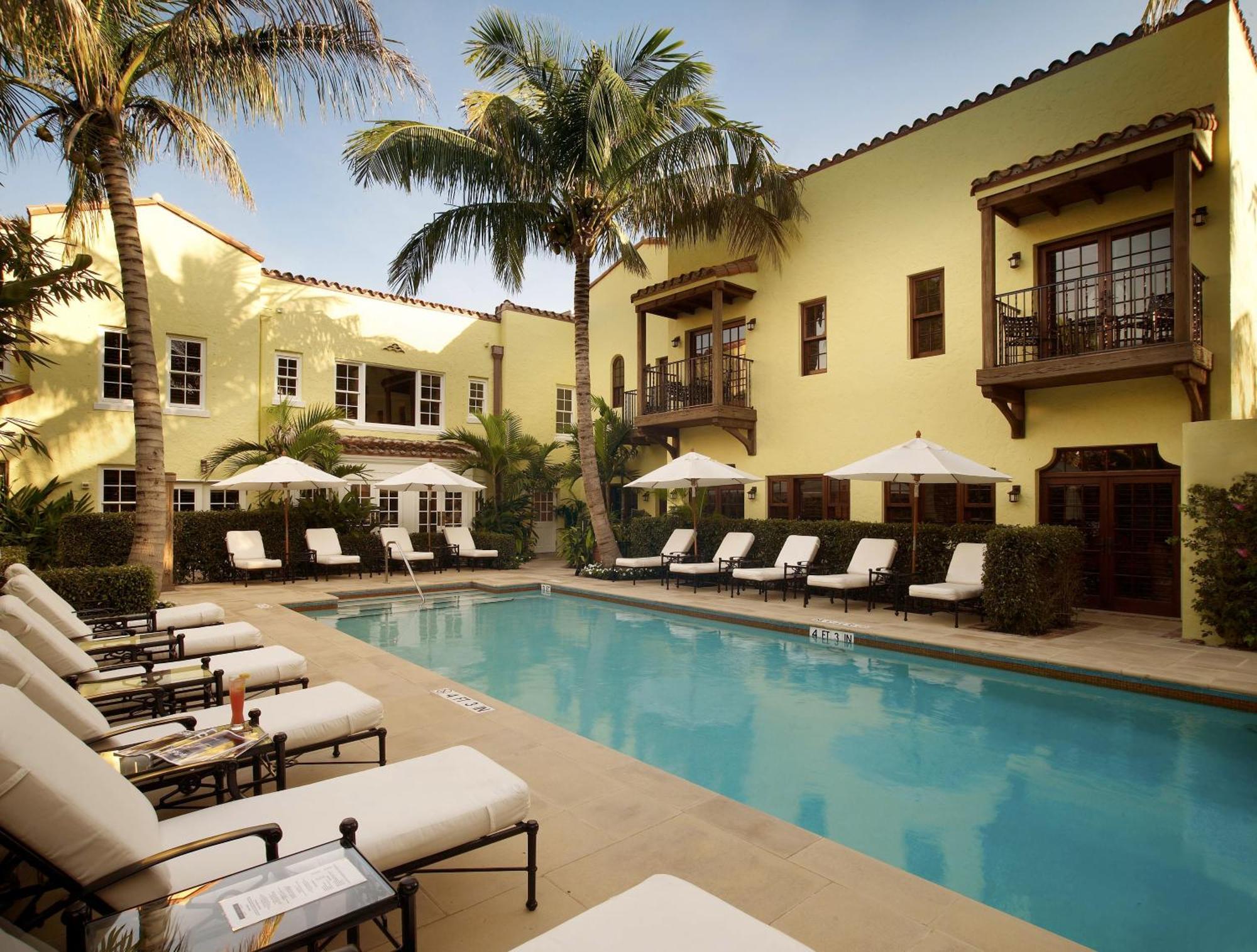 The Brazilian Court Hotel Palm Beach Exterior photo