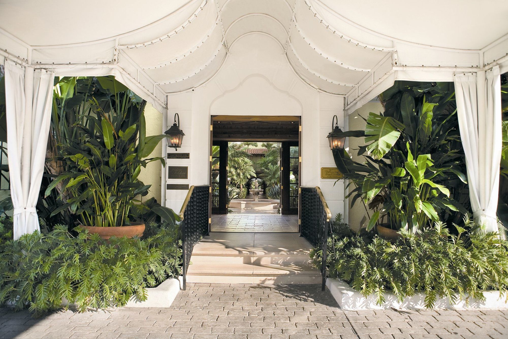 The Brazilian Court Hotel Palm Beach Interior photo